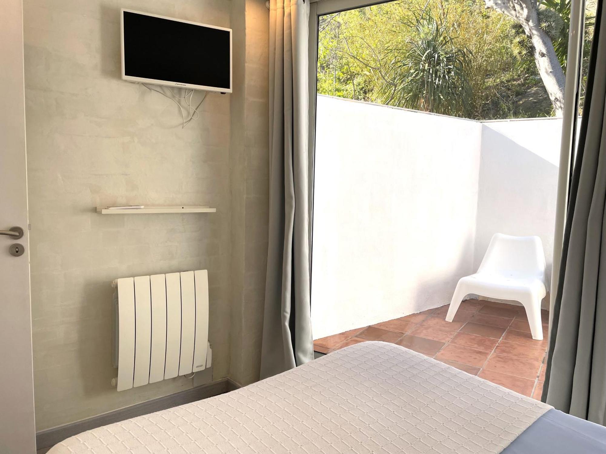 Tusquets - Apartamento Con Vistas Al Mar Cadaques Luaran gambar