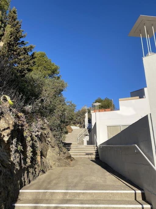 Tusquets - Apartamento Con Vistas Al Mar Cadaques Luaran gambar