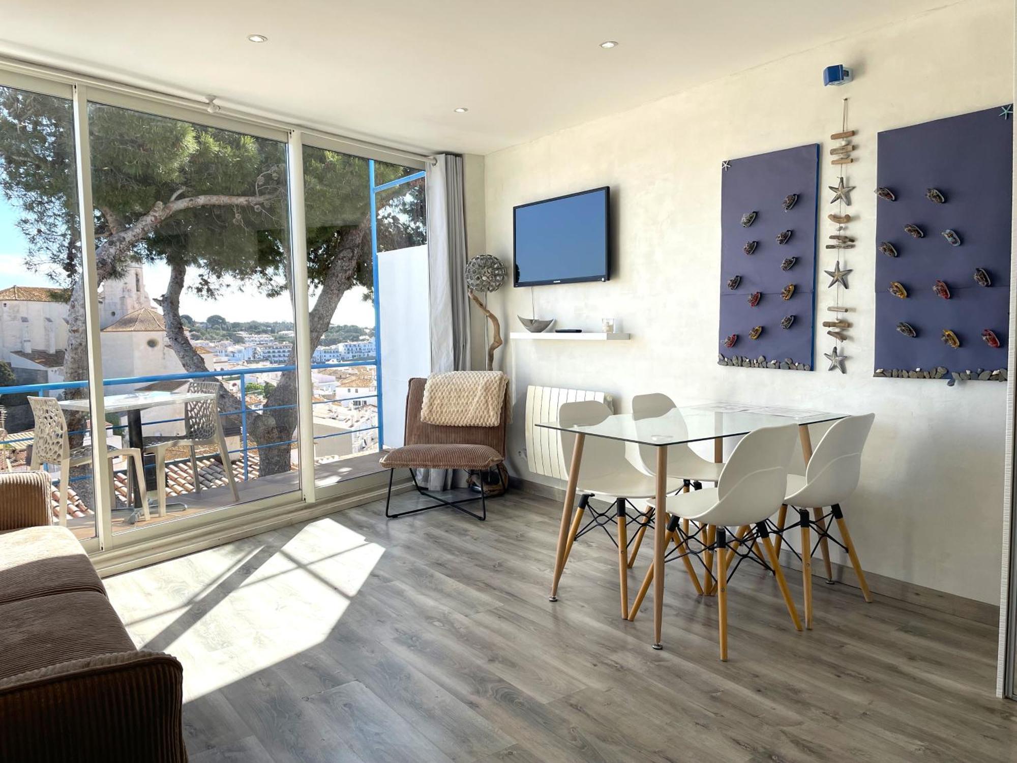 Tusquets - Apartamento Con Vistas Al Mar Cadaques Luaran gambar