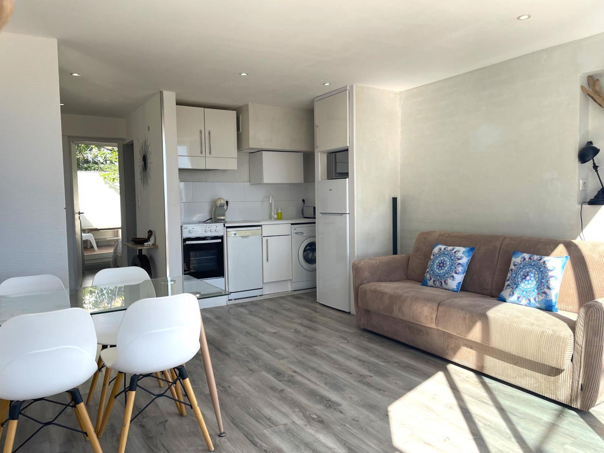 Tusquets - Apartamento Con Vistas Al Mar Cadaques Luaran gambar